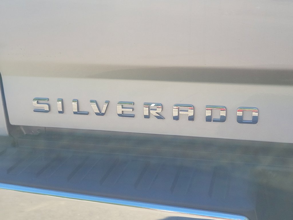 Used 2019 Chevrolet Silverado 1500 LT AWD/4WD image 10