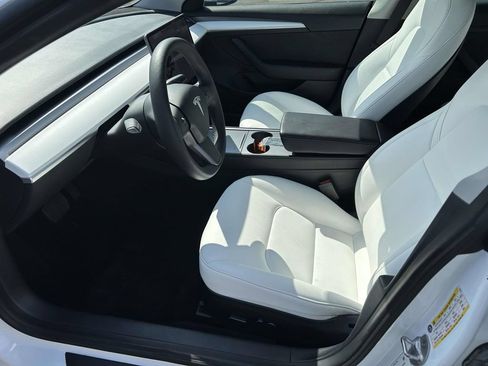 Used 2022 Tesla Model 3 Long Range AWD/4WD image 19