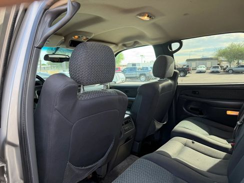 Used 2003 Chevrolet Avalanche 2WD image 28