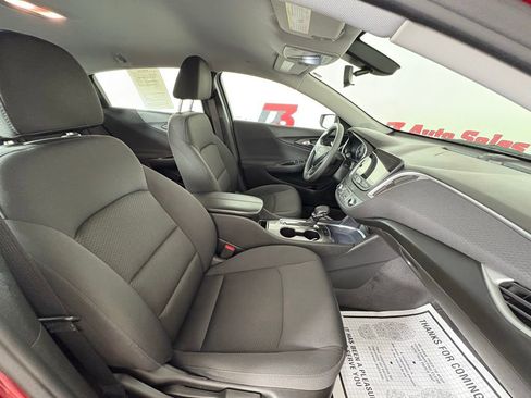 Used 2022 Chevrolet Malibu LT image 28