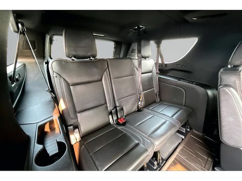 Used 2023 Chevrolet Suburban High Country w/ Max Trailering Package AWD/4WD image 22