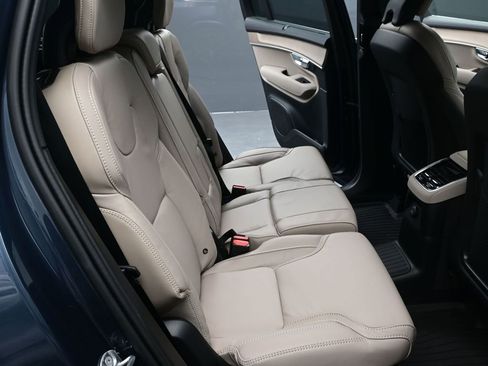 New 2026 Volvo XC90 T8 Ultra w/ Protection Package Premier AWD/4WD image 20