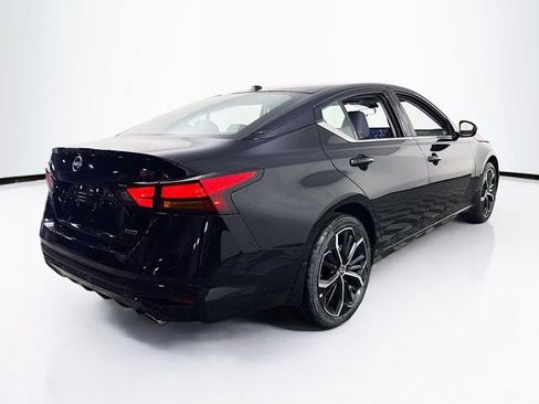 New 2026 Nissan Altima 2.5 SR AWD/4WD image 5
