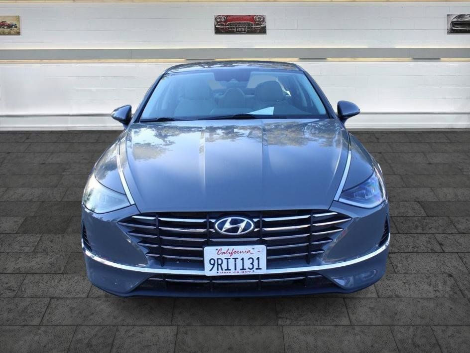 Used 2021 Hyundai Sonata SE FWD image 2