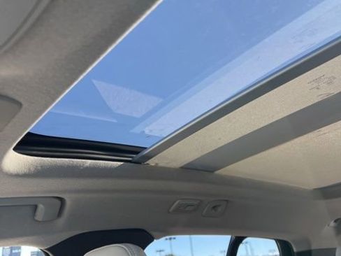 New 2026 Volvo XC40 B5 Plus w/ Protection Package Premier image 21