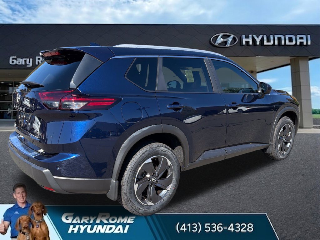 Used 2024 Nissan Rogue SV w/ SV Premium Package AWD/4WD image 5