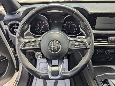 Used 2022 Alfa Romeo Stelvio Sprint image 26