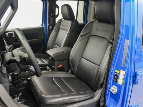 Used 2024 Jeep Wrangler Unlimited Sahara w/ Safety Group AWD/4WD image 21