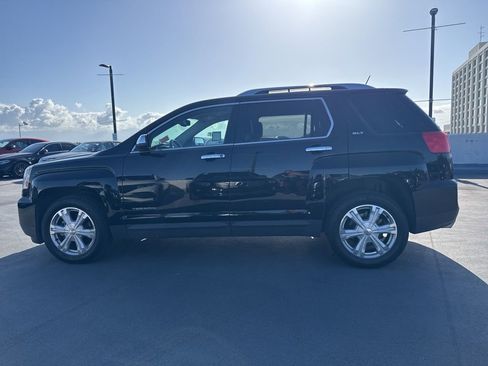 Used 2017 GMC Terrain SLT FWD image 4