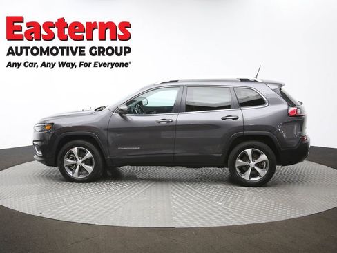 Used 2021 Jeep Cherokee Limited image 63