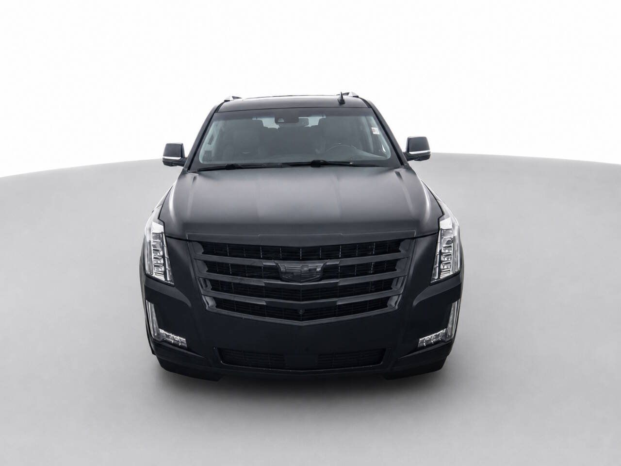 Used 2015 Cadillac Escalade Premium AWD/4WD image 2