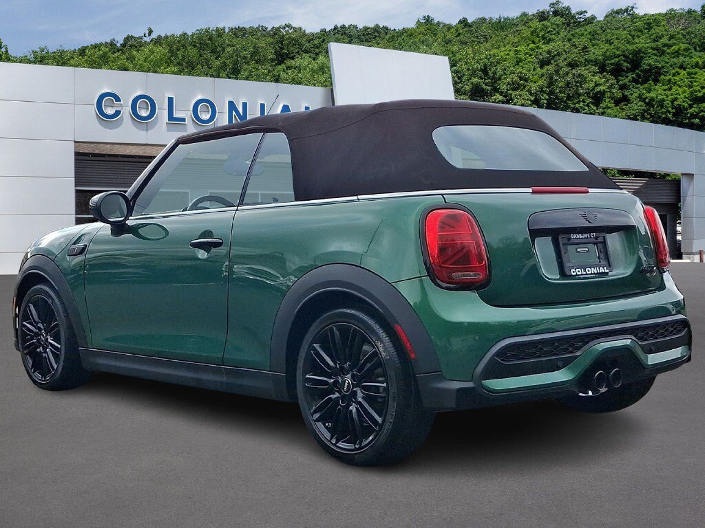 Used 2023 MINI Cooper S w/ Signature Upholstery Package FWD image 4