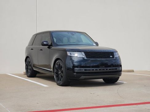 New 2026 Land Rover Range Rover SE image 2