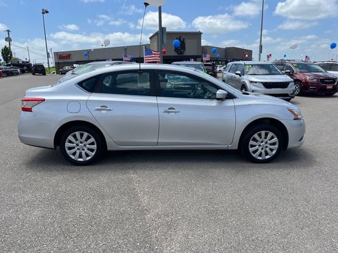 Used 2014 Nissan Sentra SV w/ SV Driver Package FWD image 7