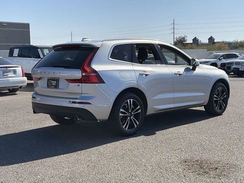 Used 2020 Volvo XC60 T6 Momentum AWD/4WD image 7