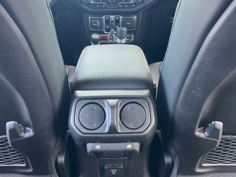 New 2025 Jeep Gladiator Rubicon image 27