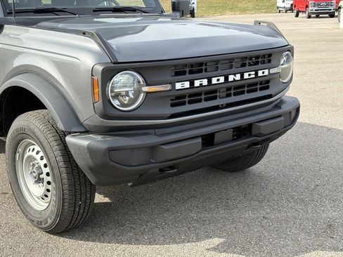 New 2025 Ford Bronco 2-Door image 8