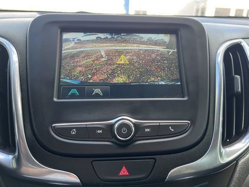 Used 2018 Chevrolet Equinox LT image 31