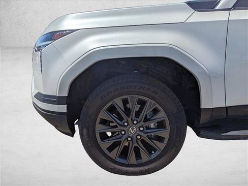 Used 2024 Lexus GX 550 w/ Cold Area Package AWD/4WD image 24