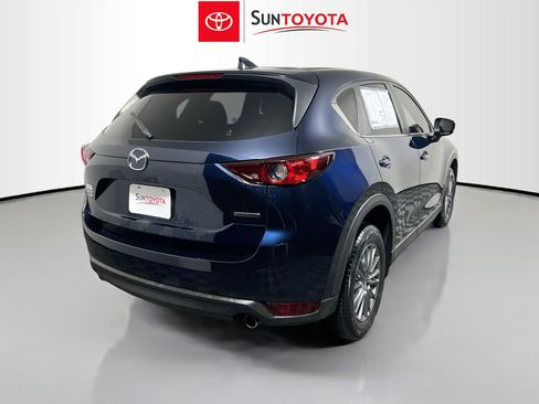 Used 2021 MAZDA CX-5 Touring image 4