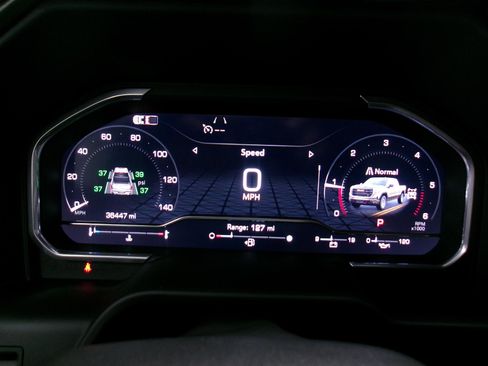 Used 2024 GMC Sierra 1500 AT4 image 8