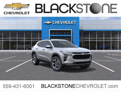 New 2026 Chevrolet Trax LT FWD image 1