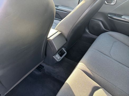 Used 2025 Kia K4 LXS image 25