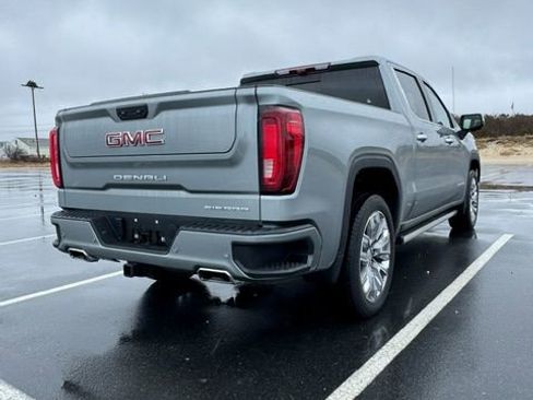 Used 2024 GMC Sierra 1500 Denali w/ Denali Reserve Package image 5