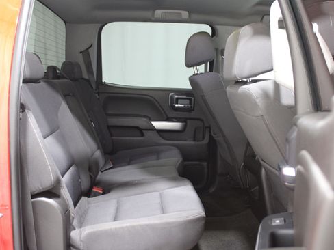 Used 2018 Chevrolet Silverado 1500 LT image 26