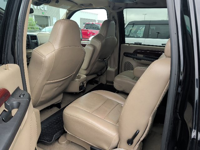 Used 2005 Ford Excursion Limited AWD/4WD image 9