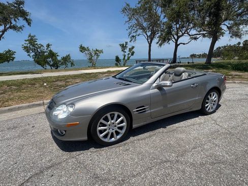 Used 2007 Mercedes-Benz SL 550 image 2