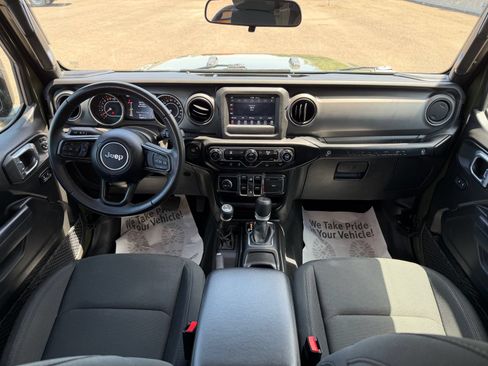 Used 2022 Jeep Wrangler Unlimited Sport AWD/4WD image 17