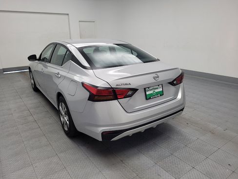 Used 2023 Nissan Altima 2.5 S FWD image 5