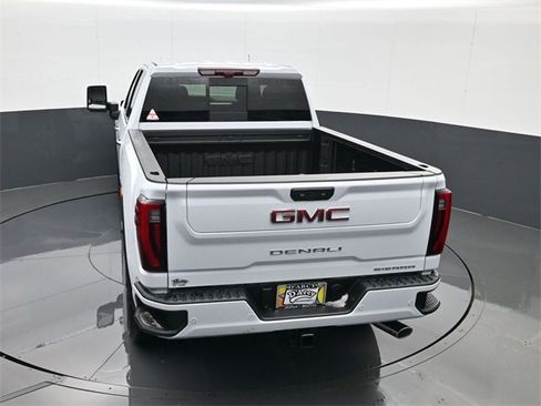 New 2026 GMC Sierra 3500 Denali w/ Denali Reserve Package image 18