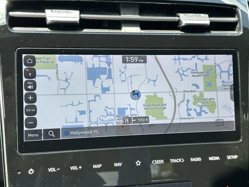 Used 2023 Hyundai Santa Cruz SEL Premium w/ Cargo Package AWD/4WD image 18