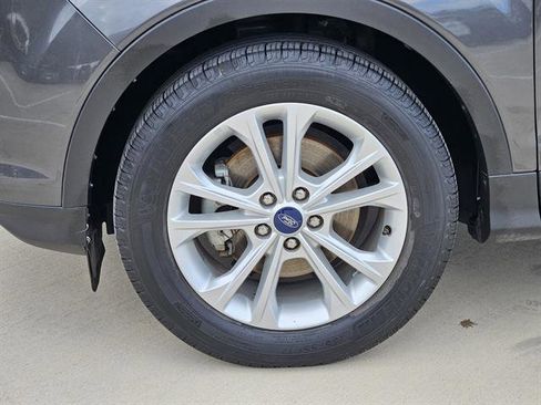 Used 2018 Ford Escape SE w/ SE Sync 3 Package image 7