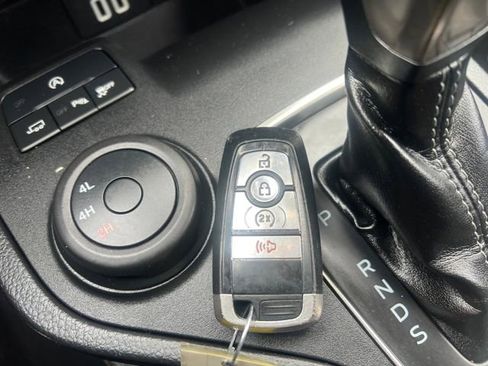 Used 2019 Ford Ranger Lariat w/ Equipment Group 501A Mid image 33