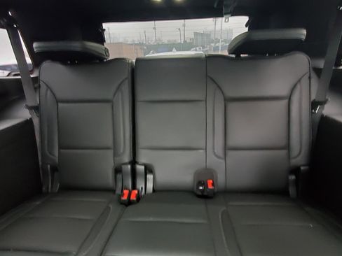 Used 2021 GMC Yukon Denali w/ Denali Premium Package image 7