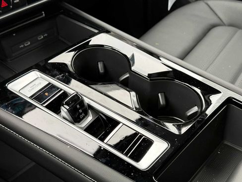 New 2026 Volkswagen Atlas Cross Sport SEL R-Line image 17