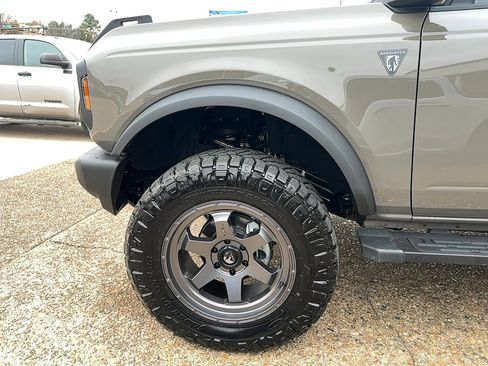 New 2025 Ford Bronco Base w/ Sasquatch Package image 6