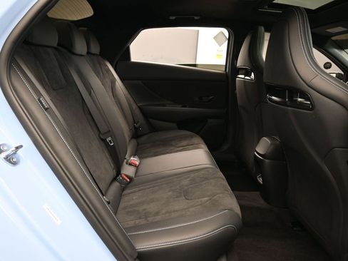 Used 2025 Hyundai Elantra N image 46