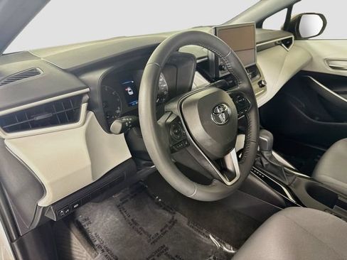 Certified 2025 Toyota Corolla SE FWD image 10