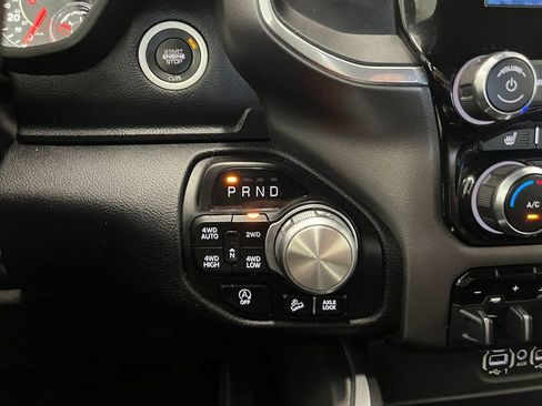 Used 2021 RAM 1500 Laramie w/ Sport Appearance Package AWD/4WD image 15