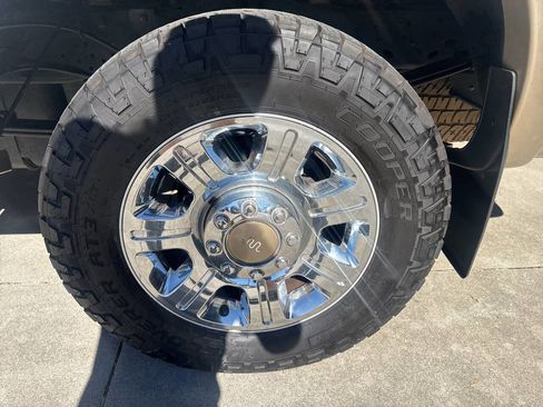 Used 2012 Ford F250 King Ranch w/ King Ranch w/Chrome Pkg image 25