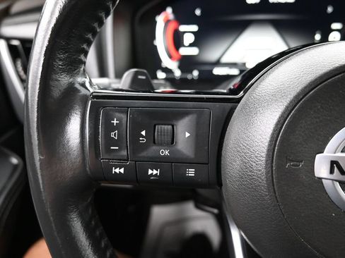 Used 2021 Nissan Rogue Platinum FWD image 20