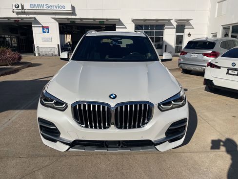 Certified 2023 BMW X5 xDrive40i image 2