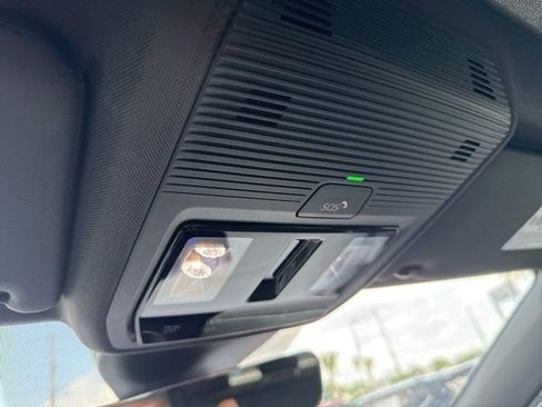 Used 2023 Volkswagen ID.4 Pro S RWD image 21