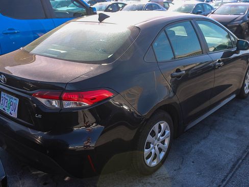 Used 2024 Toyota Corolla LE FWD image 14