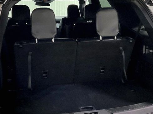 Used 2025 Ford Explorer ST-Line image 38