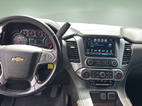 Used 2019 Chevrolet Tahoe LS RWD image 17